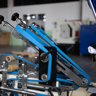 Automatische papierdoos vouwlijmmachine 2,2 kW voor klantvereisten
