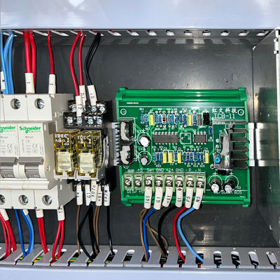 Automatische aluminiumfolie snijmachine voor bakpapierrol en PVC-plaatrol