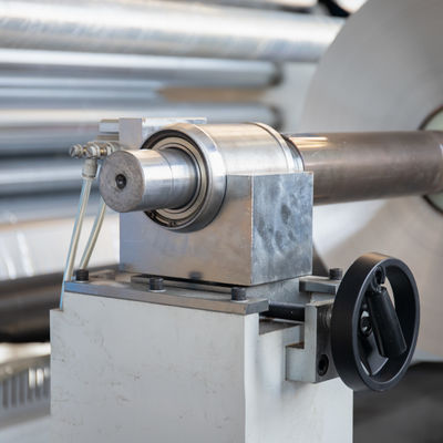 1650mm Computergestuurd snijmachine voor het snijden van aluminiumfolie
