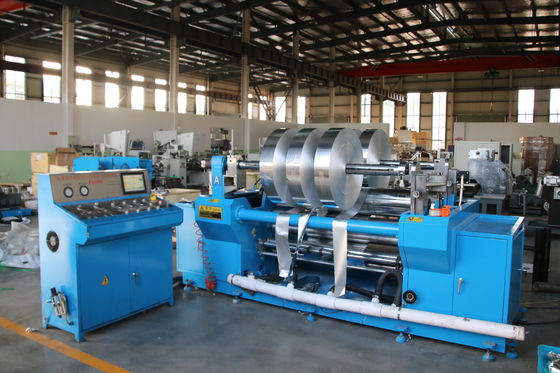 Voedingsmiddelenwinkel 3700 * 1800 * 1500mm Automatische aluminiumfolie snij- en terugspoelmachine