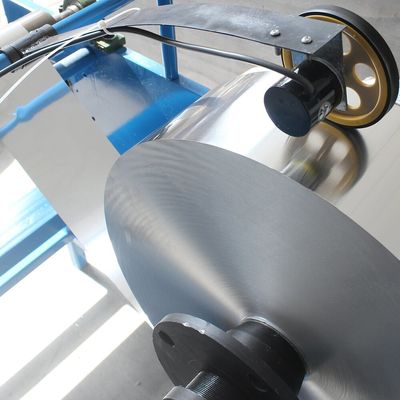 Houtverpakkingsmateriaal handmatige omdraaier voor huishoudelijke aluminiumfolie machine